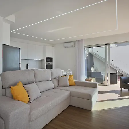 Like Ii - Casa Espacosa Com 3 Quartos E Vista Mar Willa Funchal (Madeira)