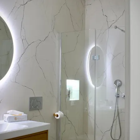 Like Ii - Casa Espacosa Com 3 Quartos E Vista Mar ヴィラ フンシャル