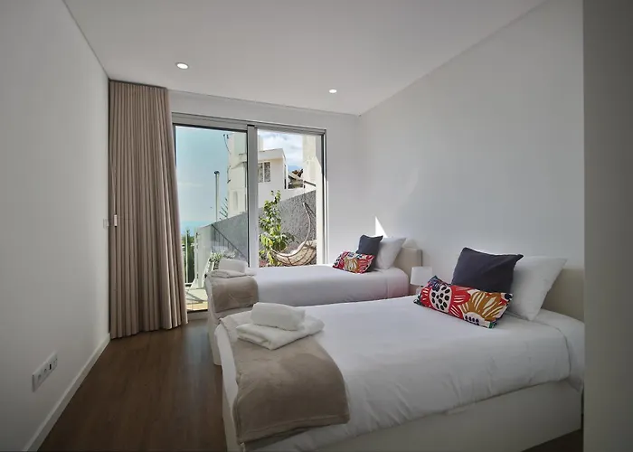 Like Ii - Casa Espacosa Com 3 Quartos E Vista Mar * Funchal (Madeira)