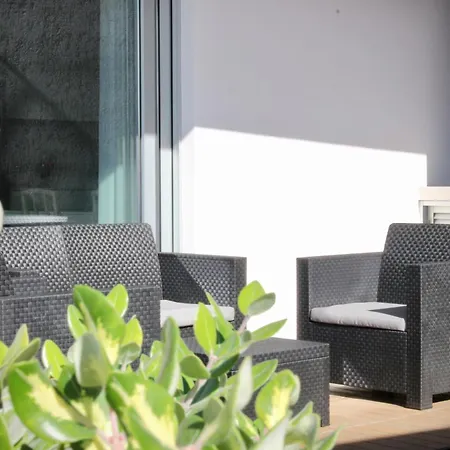 Villa Like Ii - Casa Espacosa Com 3 Quartos E Vista Mar *